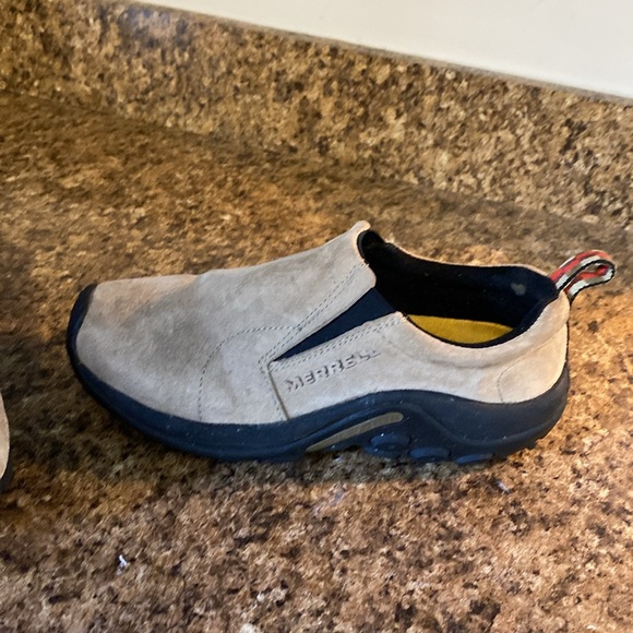 Merrell Hiking Shoes - Picture 2 of 7